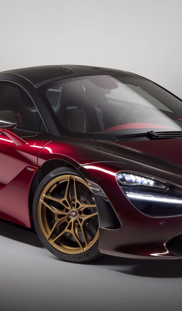 Бордовый автомобиль McLaren 720S, 2018