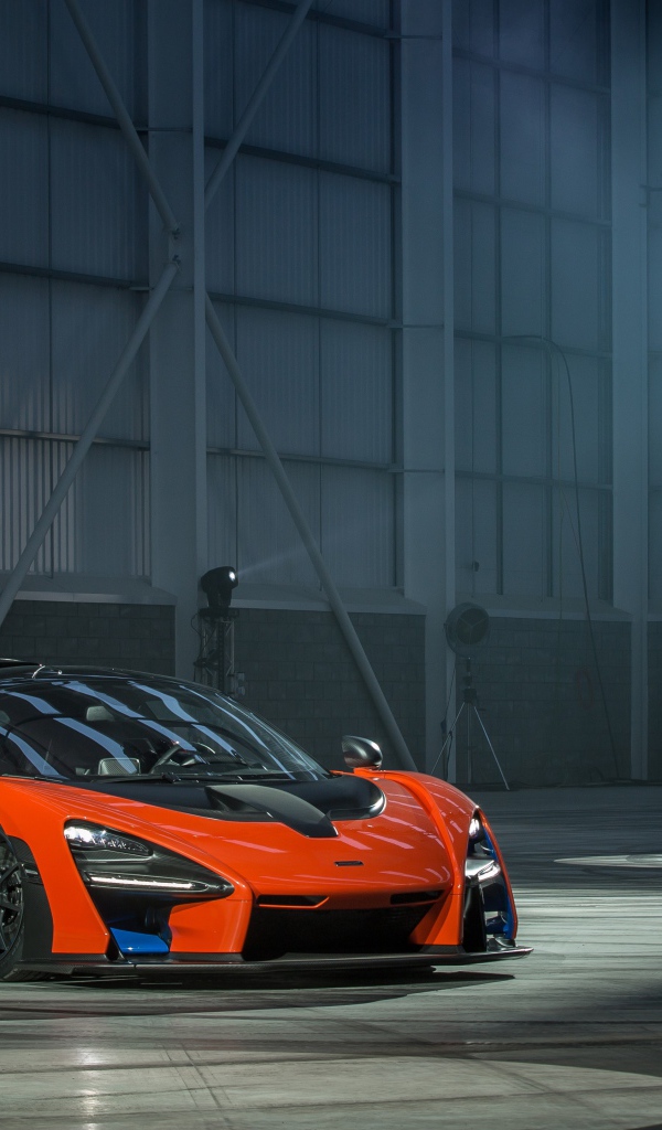 Спортивный автомобиль McLaren Senna P15, 2018