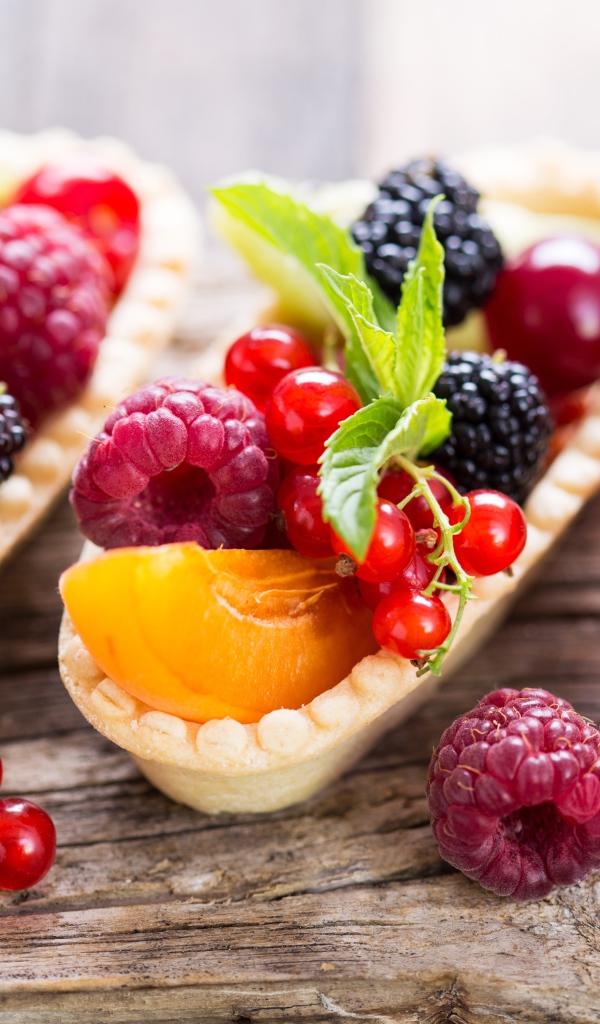 Вафельные корзиночки со свежими ягодами