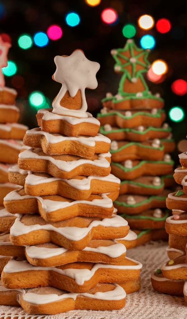 Новогоднее аппетитное  печенье елочка 