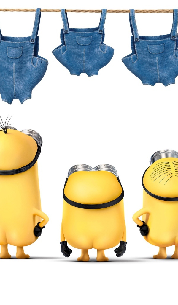 Миньоны сушат комбинезоны на веревке