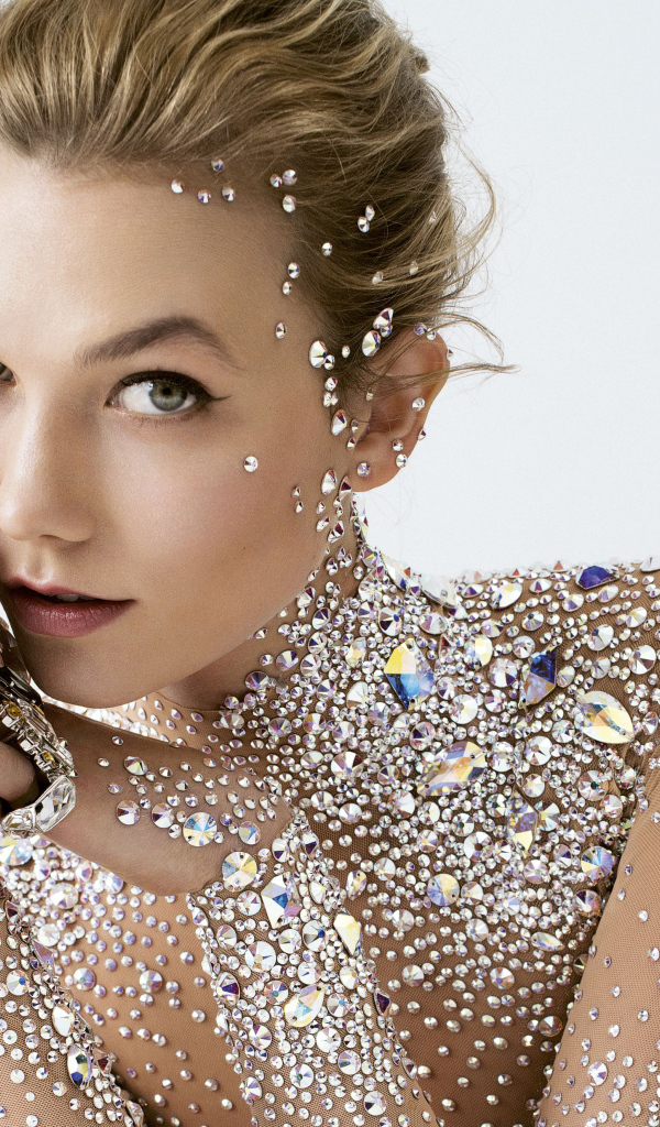 Американская супермодель Карли Клосс в кристаллах сваровски