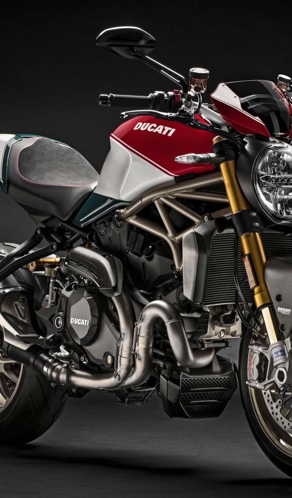 Мотоцикл  Ducati Monster 1200, 2018 года на сером фоне