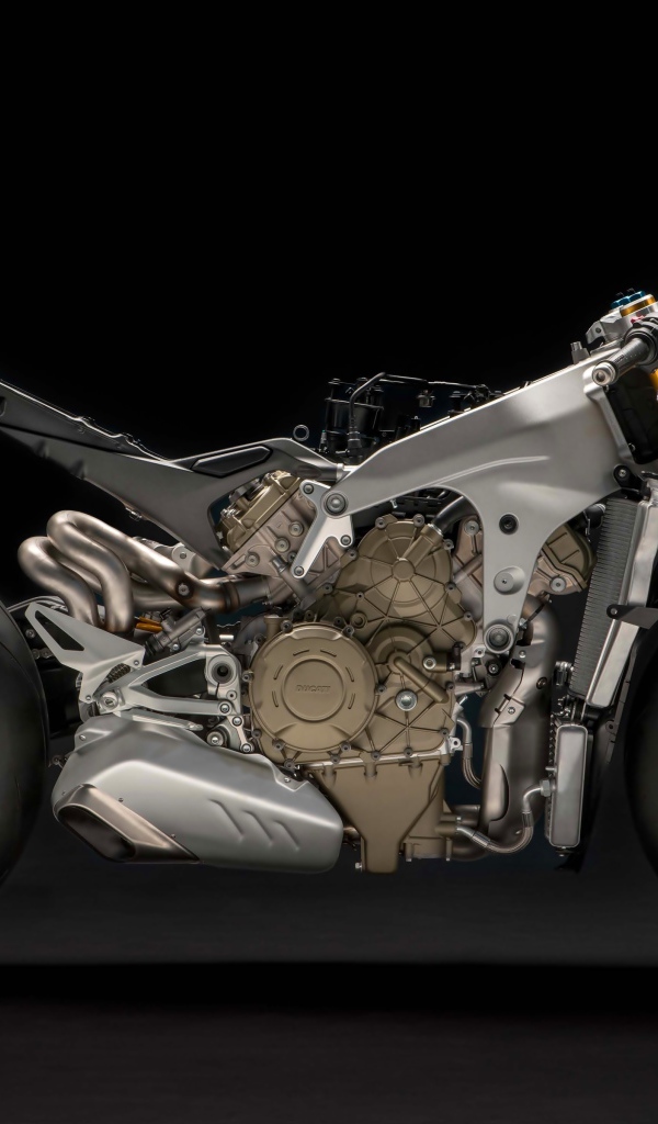 Мотоцикл Ducati Panigale V4, 2018 на черном фоне