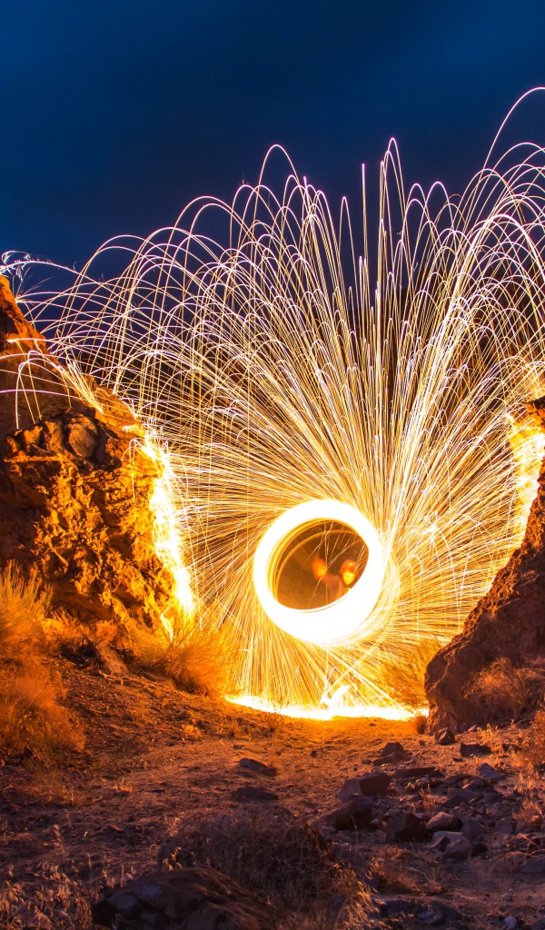 Искры среди скал