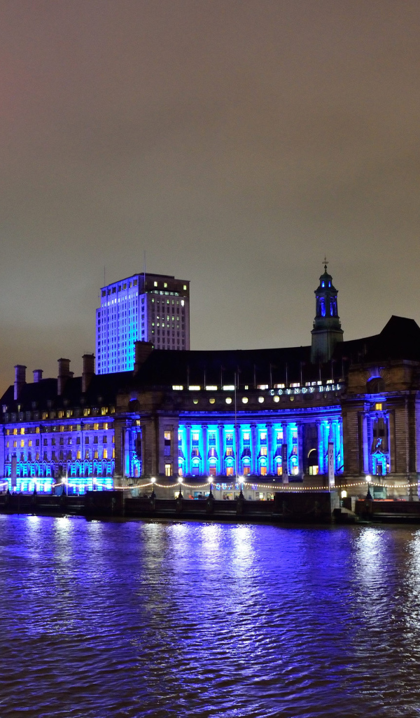 Колесо обозрения у воды ночью, Лондон