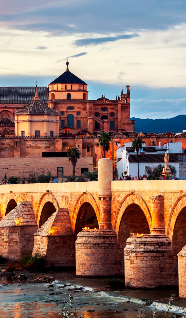 Арочный Римский мост, Кордова Италия