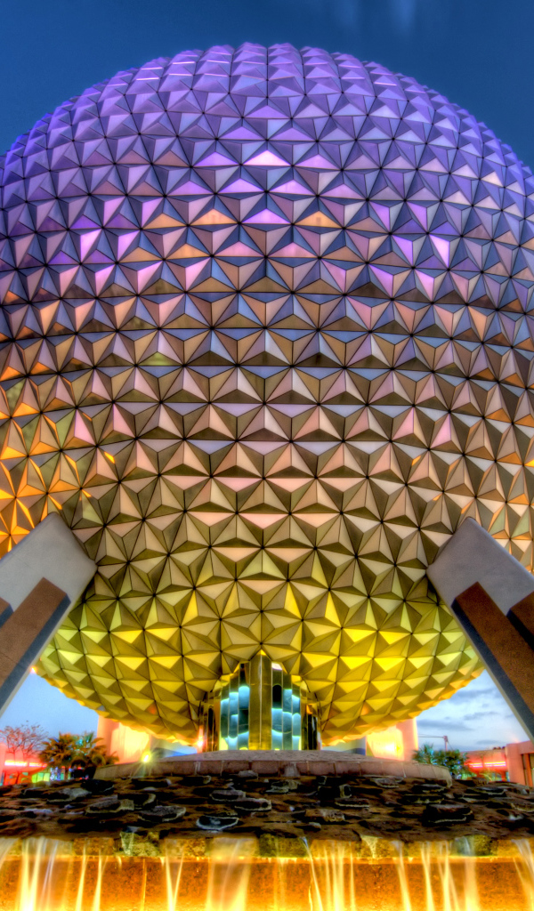 Космический корабль «Земля», символ тематического парка Эскот, Флорида. США