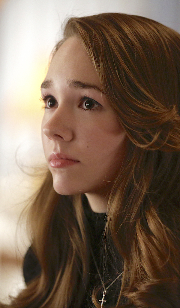 Актриса Холли Тейлор играет роль