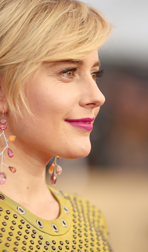 Американская актриса Грета Гервиг с очаровательной улыбкой