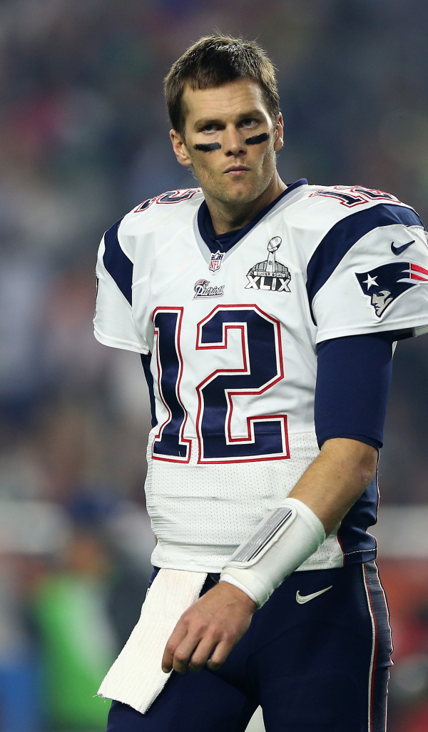 Игрок в американский футбол Том Брэди