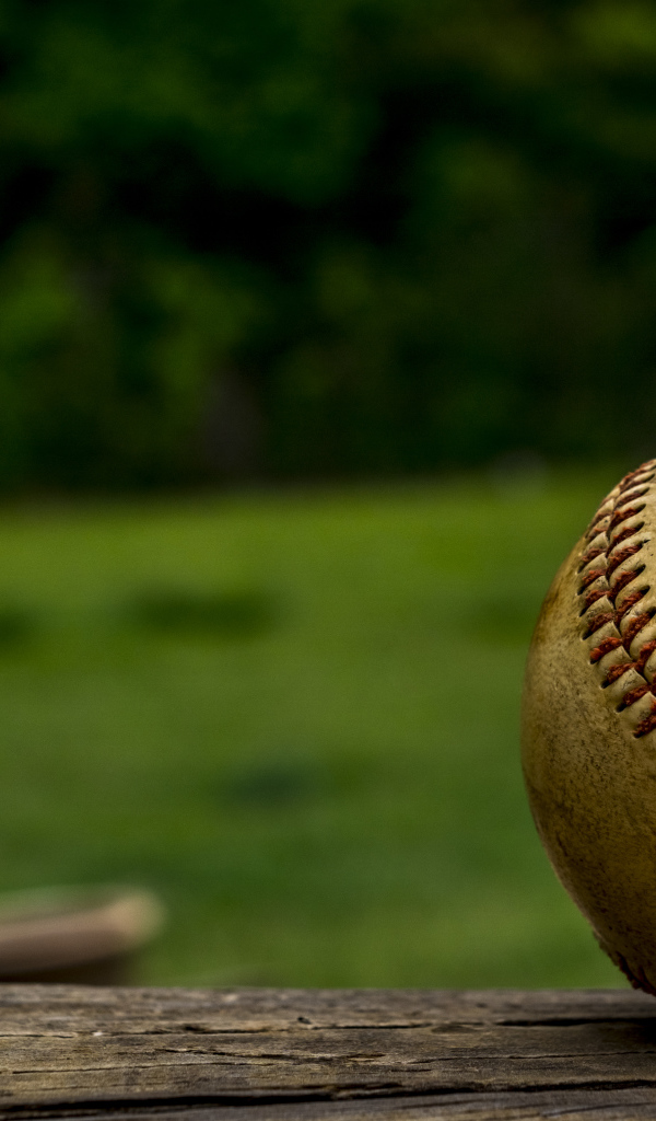 Мяч для бейсбола крупным планом