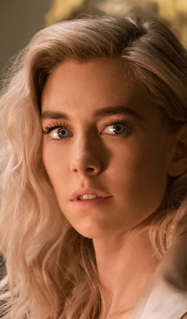 Красивая блондинка, актриса Ванесса Кирби