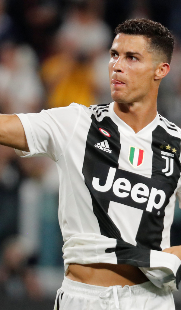 Форвард итальянского клуба Ювентус Криштиану Роналду