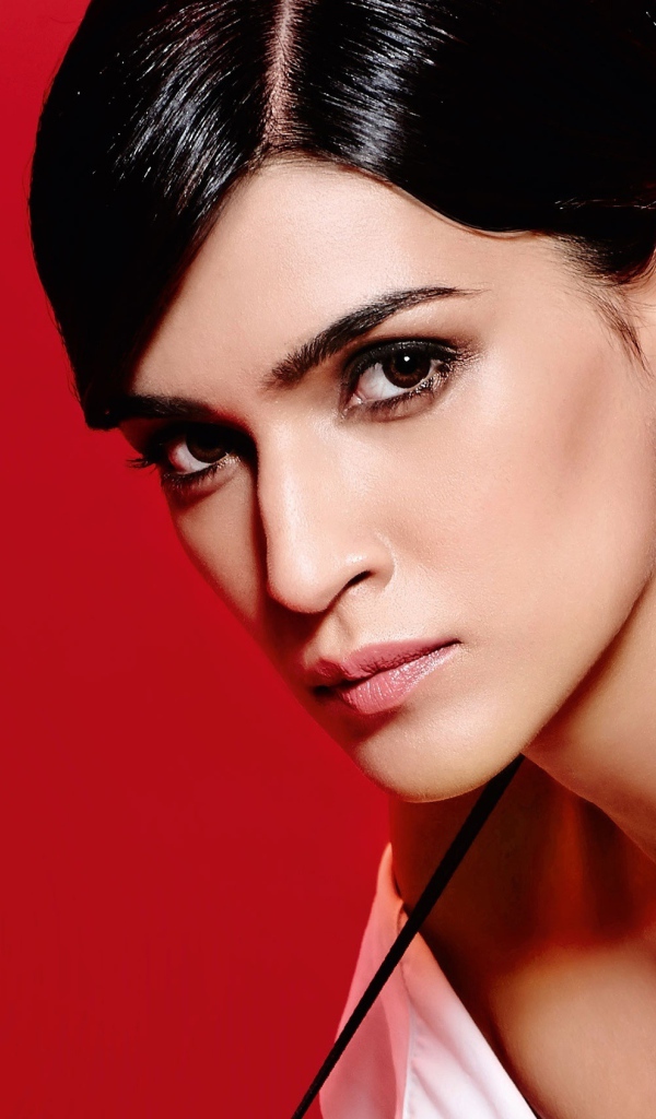 Индийская актриса и фотомодель Крити Санон