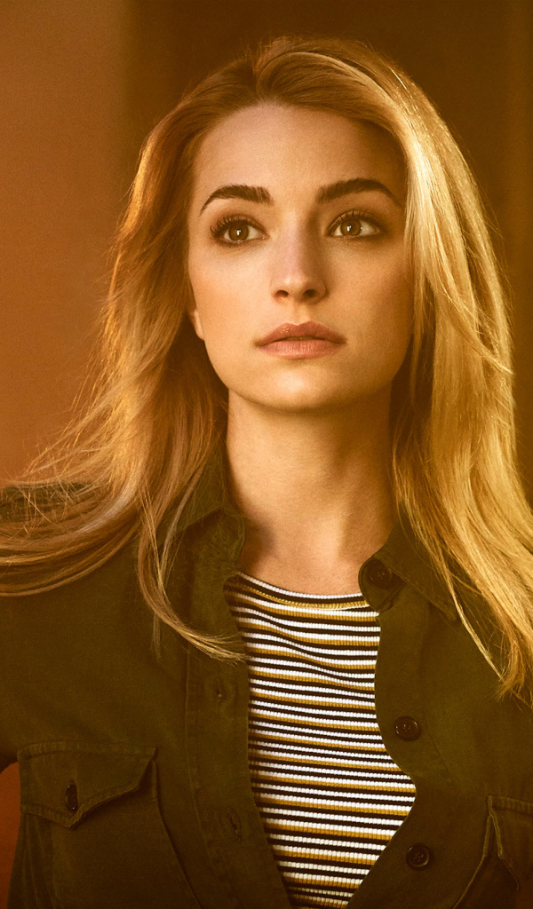 Молодая блондинка, актриса Брайан Хауи