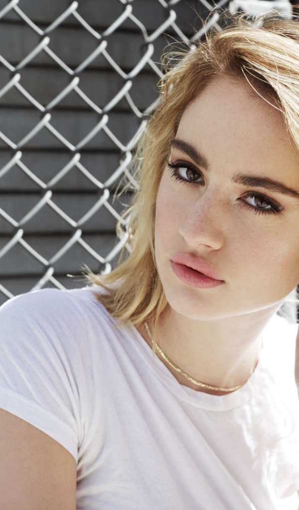 Молодая блондинка актриса  Грейс Ван Паттен