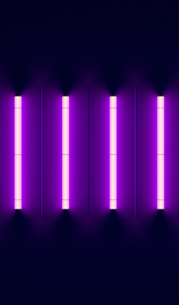 Неоновые светящиеся лампы на синем фоне