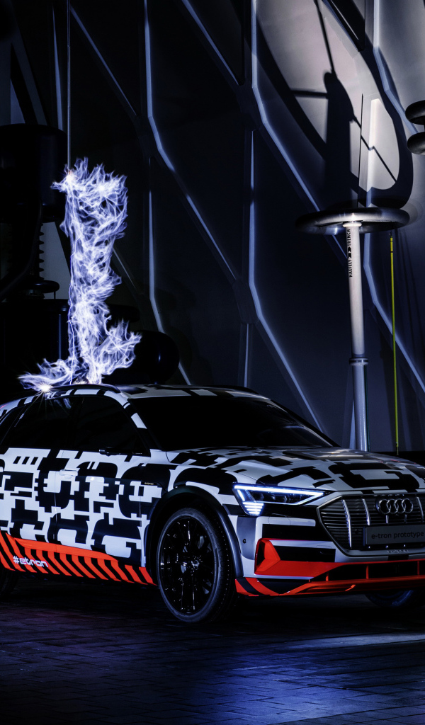 2018 Audi E-Tron SUV with graphics