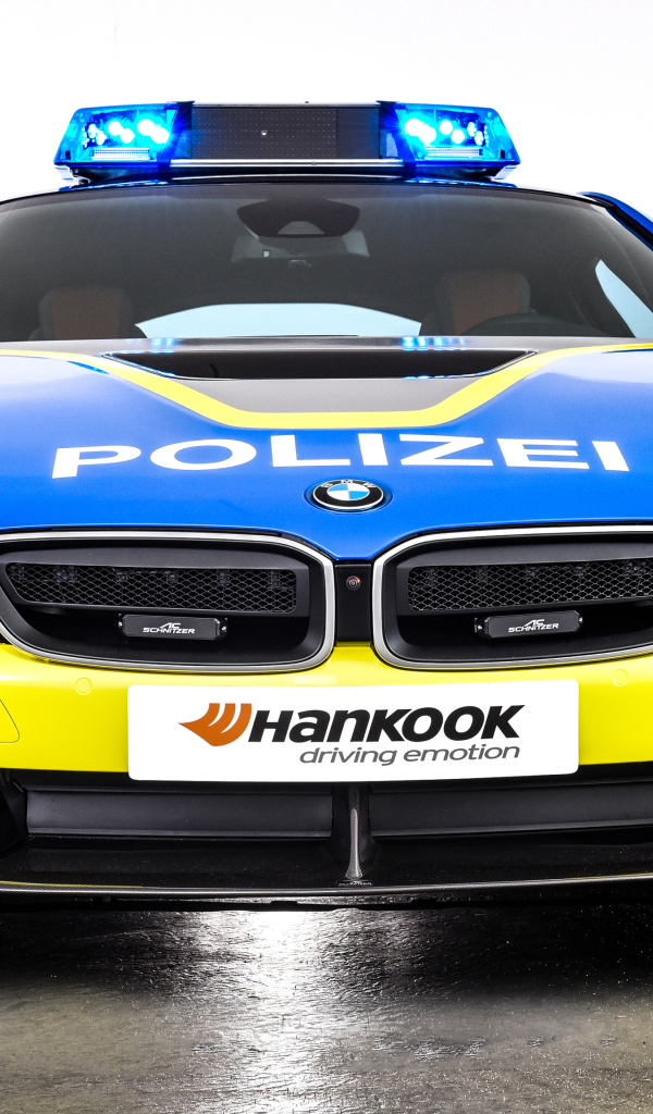 Автомобиль BMW I8, 2019 года вид спереди