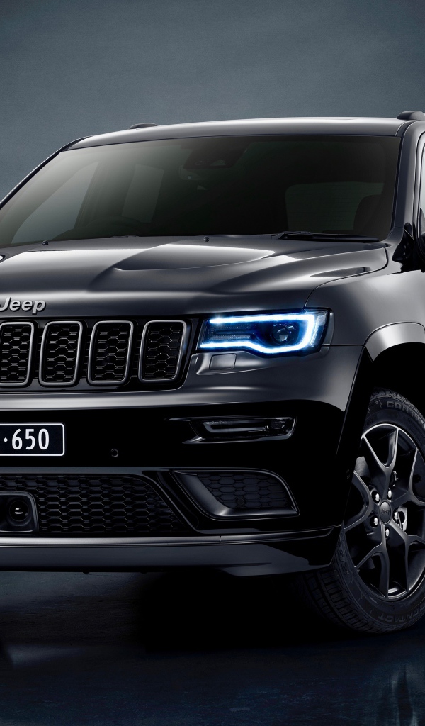 Внедорожник Jeep Grand Cherokee S Limited 2019 года 