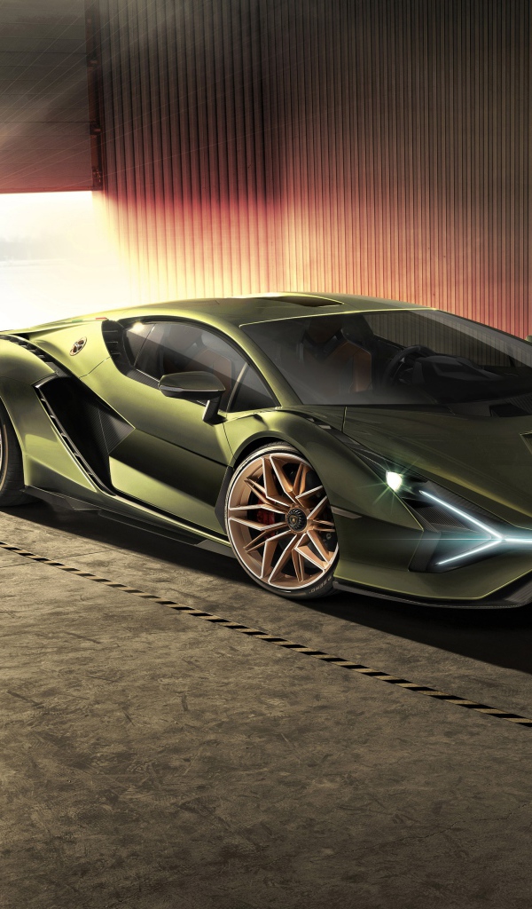 Автомобиль Lamborghini Sian 2019 года в гараже