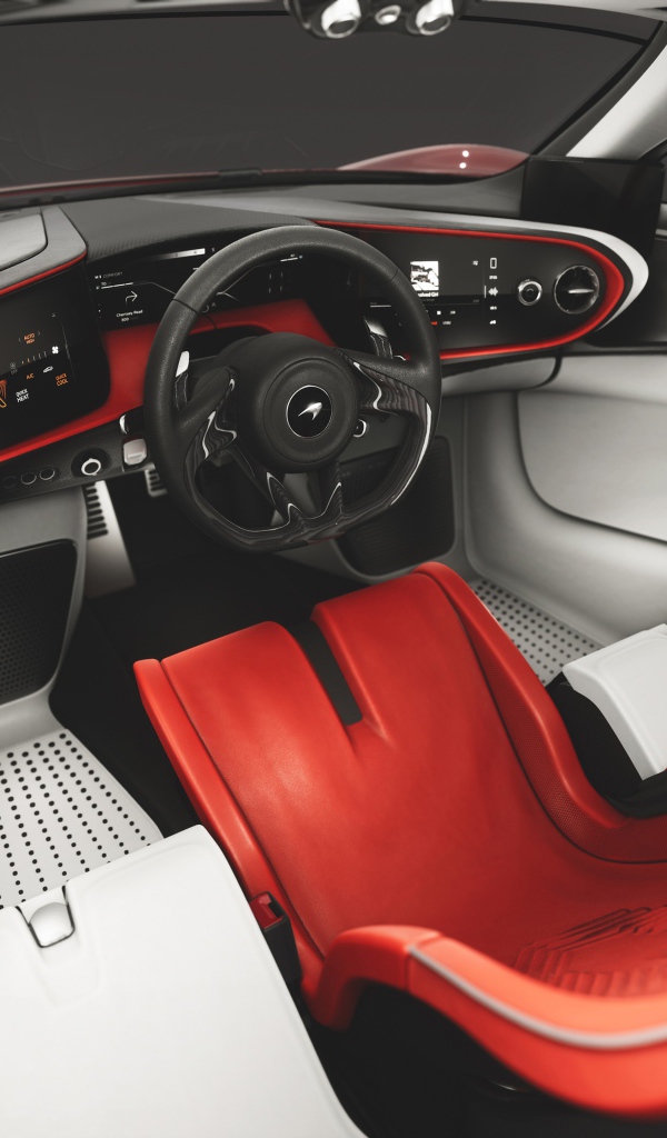 Салон автомобиля McLaren Speedtail 2019 года