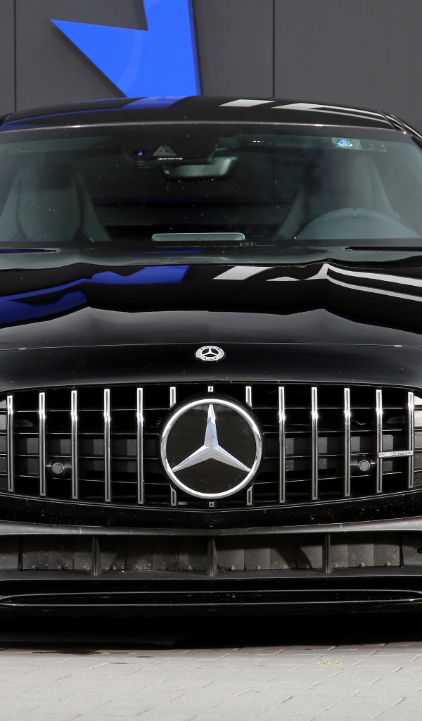 Черный мерседес GT R RS830+ 2019 года вид спереди