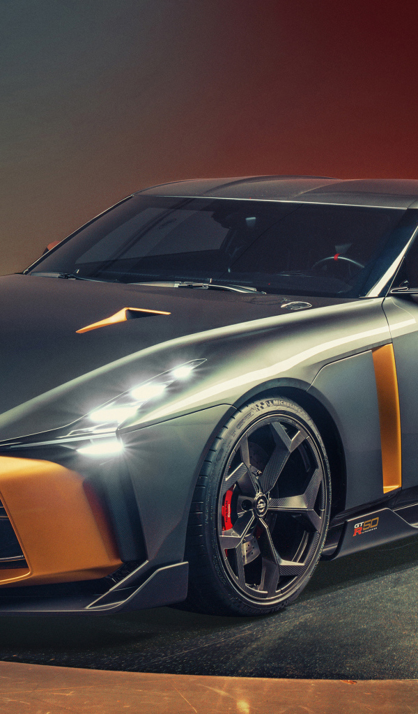 Спортивный автомобиль Nissan GT-R50 Concept 2018 года