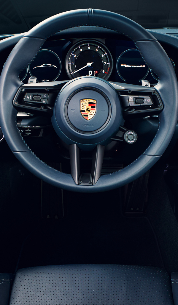 Кожаный салон Porsche 911 Carrera 4S 2019 года