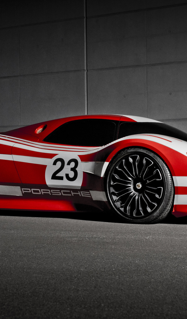 Гоночный автомобиль Porsche 917 Hommage 2019 года