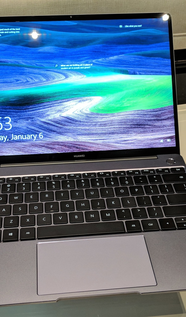 Тонкий ноутбук Huawei MateBook 13, CES 2019