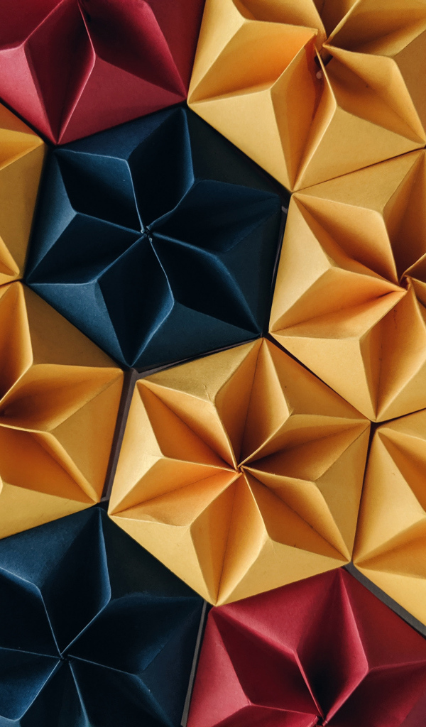 Разноцветные бумажные цветы оригами