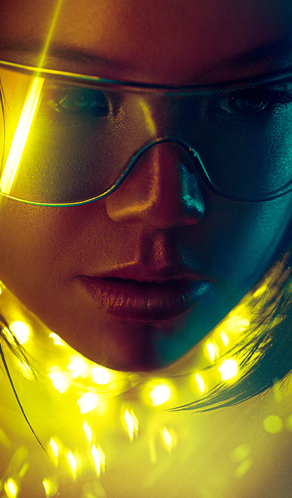 Девушка киборг в очках фентези