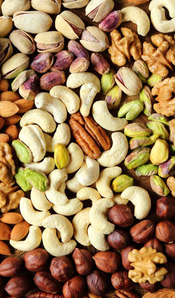Разные виды орехов крупным планом