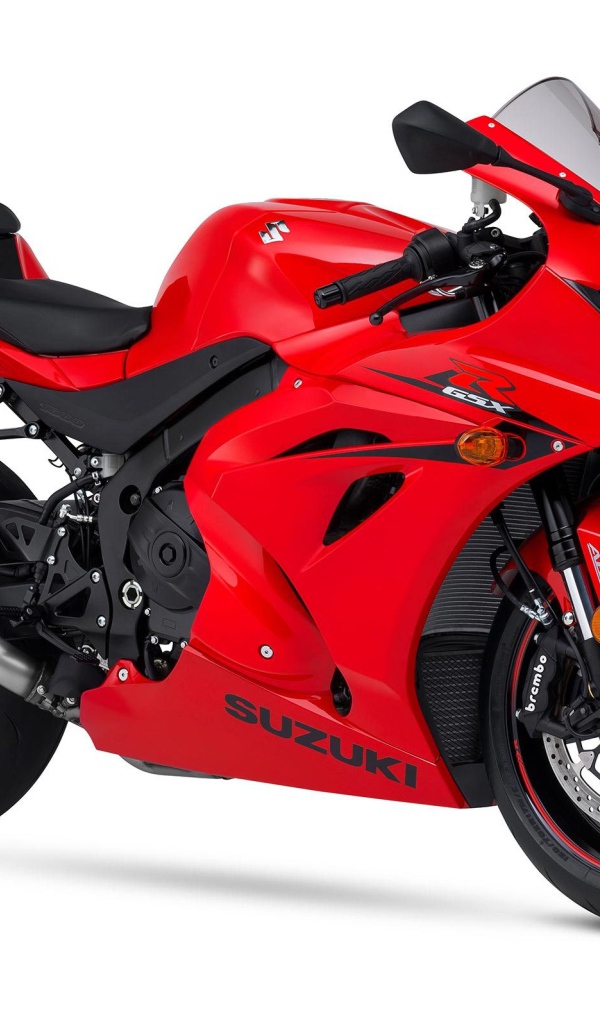 Красный мотоцикл Suzuki GSX-R1000, 2017 года на белом фоне