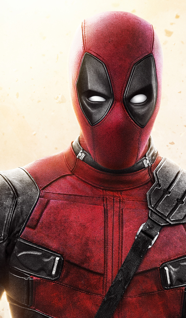 Персонаж Дэдпул в костюме 