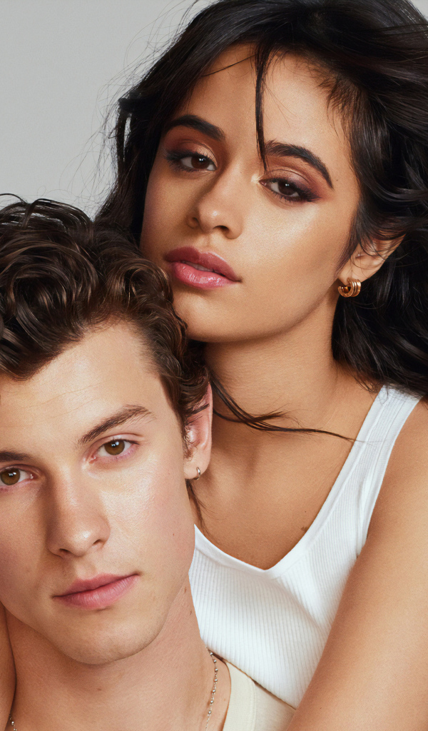 Молодые исполнители Шон Мендес и Камила Кабельо