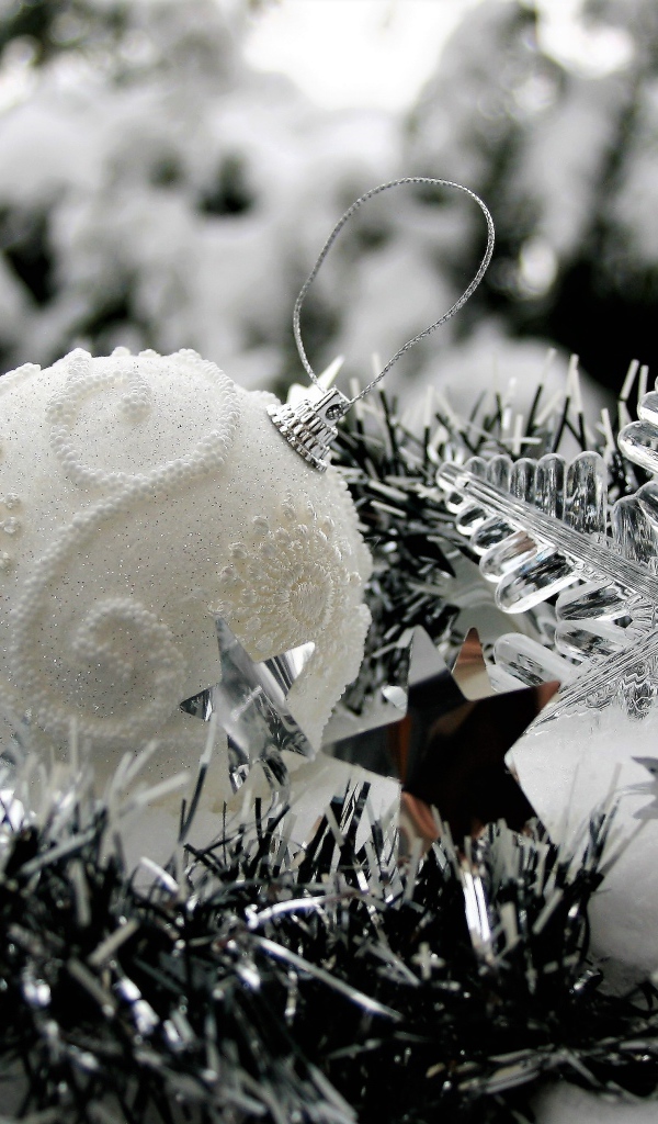 Красивые елочные украшение на Новый год 2020