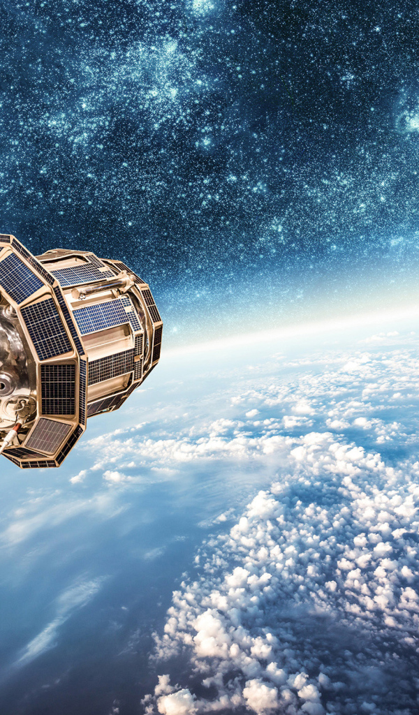 Спутник бороздит просторы бескрайнего космоса 