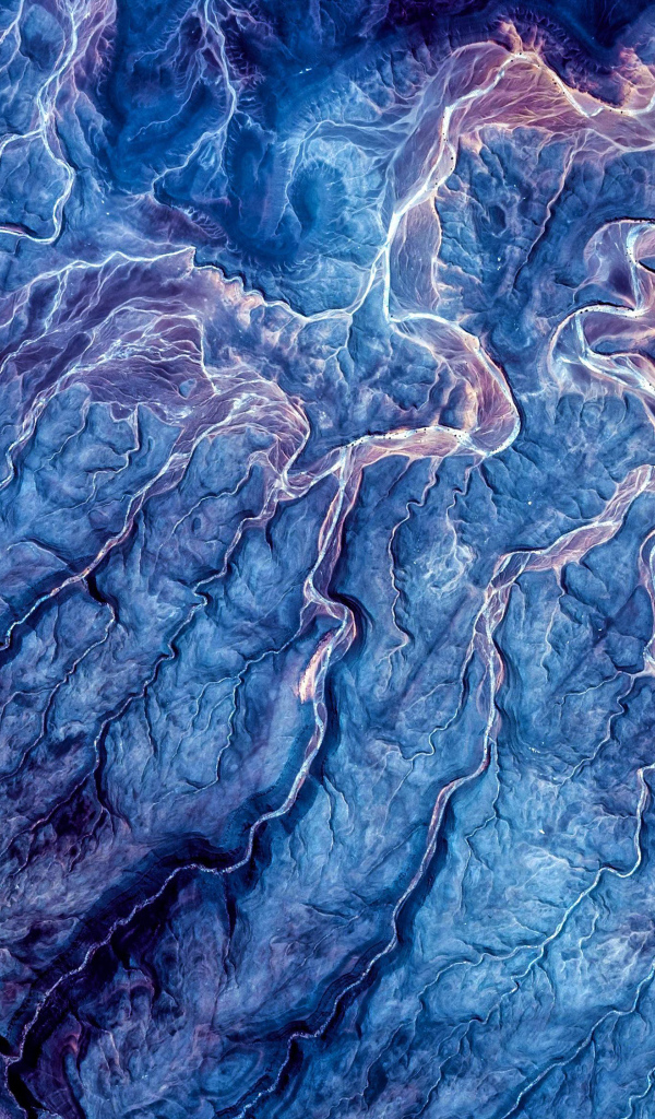 Необычная абстрактная космическая поверхность 