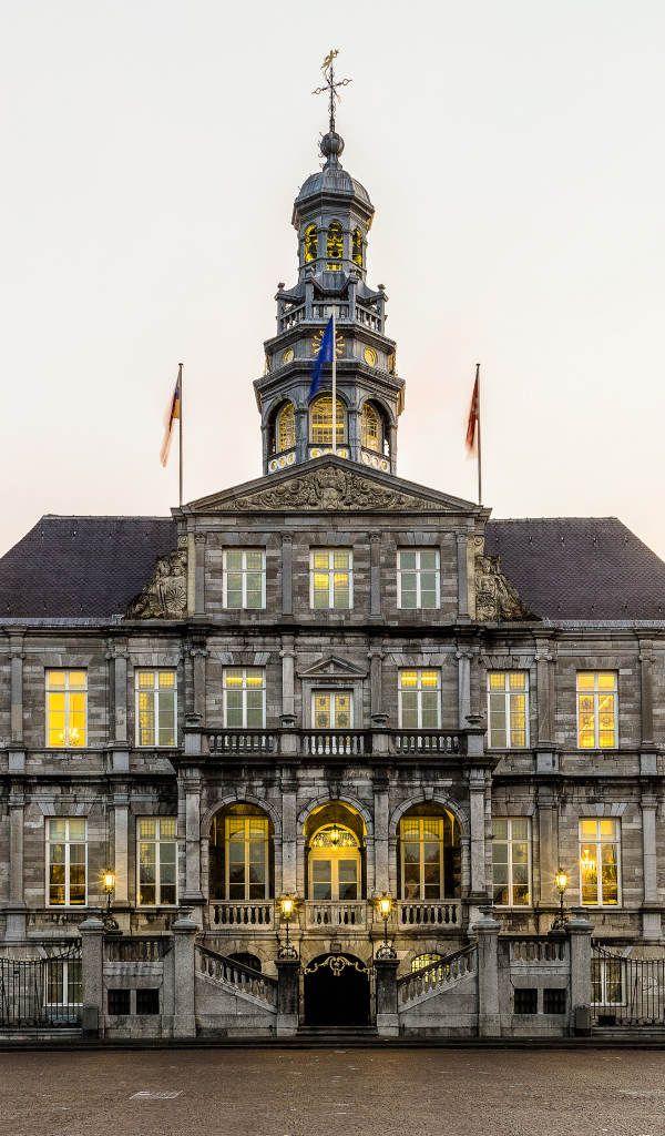 Ратуша Maastricht City Hall, Нидерланды