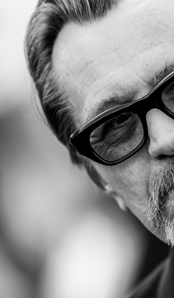 Актер Гэри Олдман черно белое фото