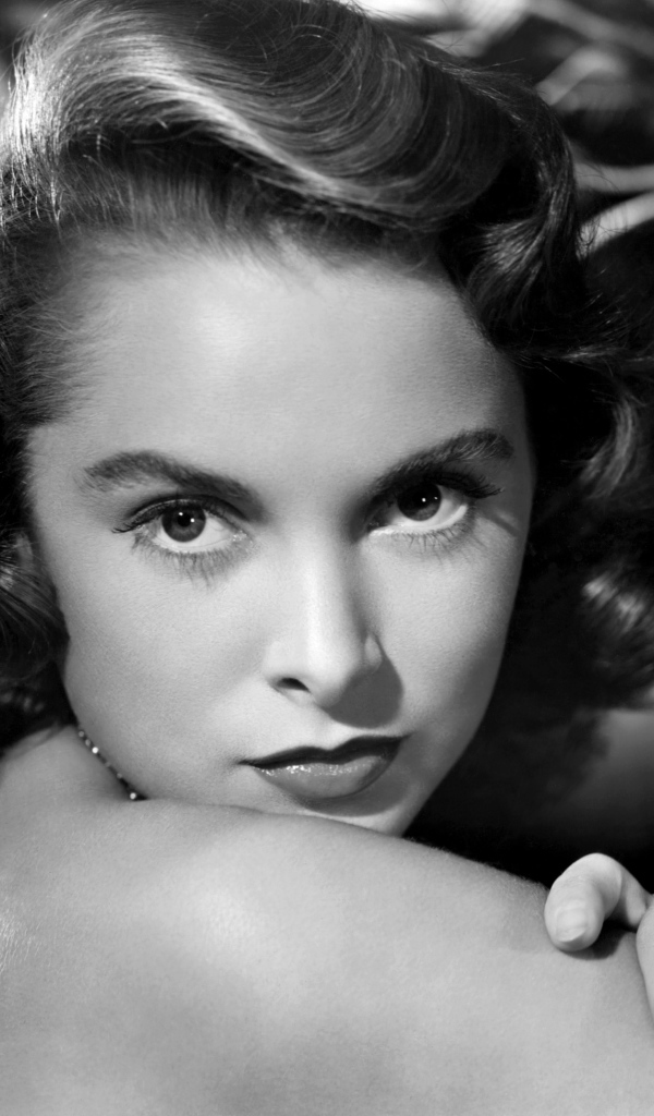 Американская актриса Джанет Ли черно белое фото