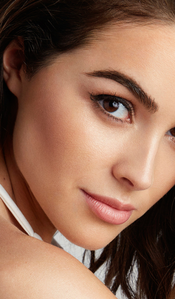 Красивая девушка, американская актриса и модель Оливия Калпо лицо крупным планом