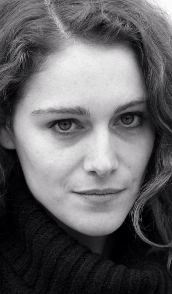 Греческая актриса Ариана Лабед черно белое фото