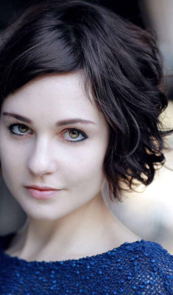 Актриса Таппенс Мидлтон с короткой стрижкой 