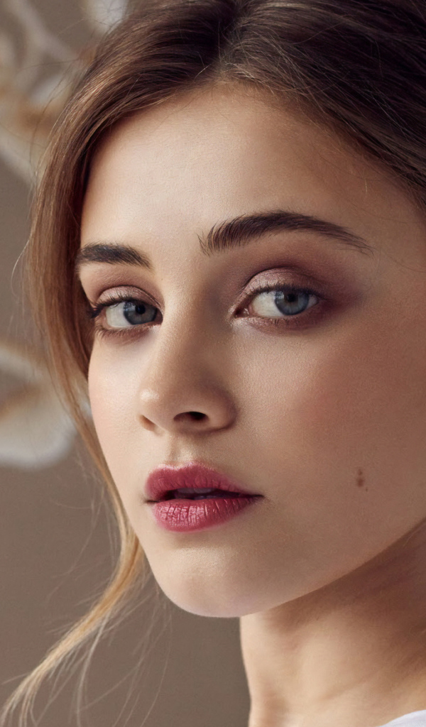 Нежная голубоглазая девушка, актриса Джозефин Лэнгфорд