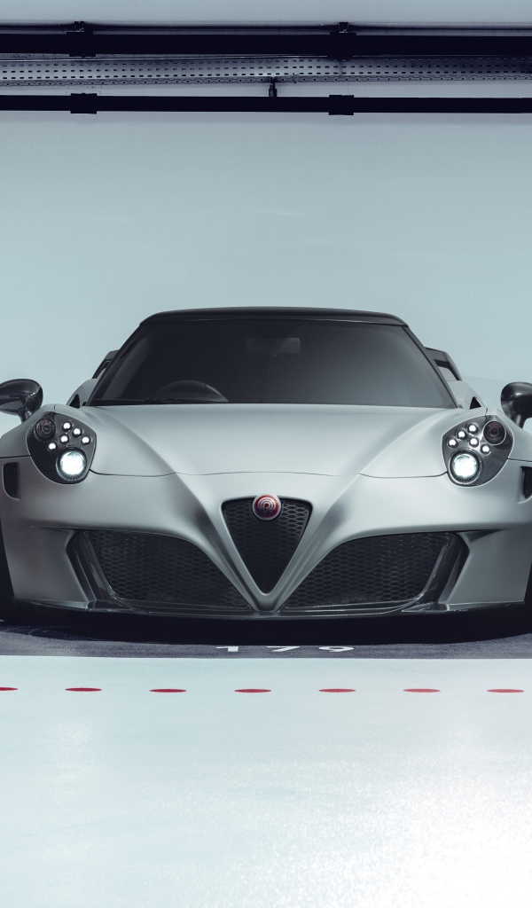 Автомобиль Pogea Racing Nemesis 2020 года 