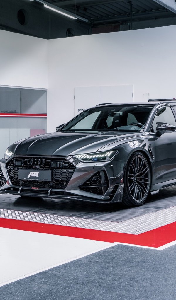 Автомобиль ABT RS6-R 2020 года в гараже 